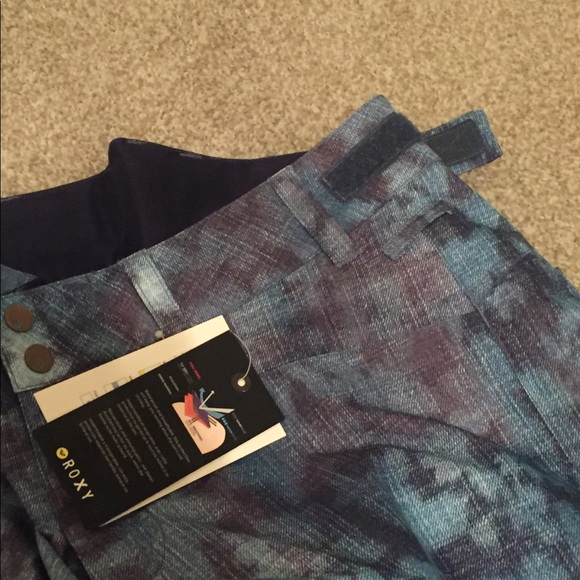NEW Roxy Snow Pants - Picture 8 of 8